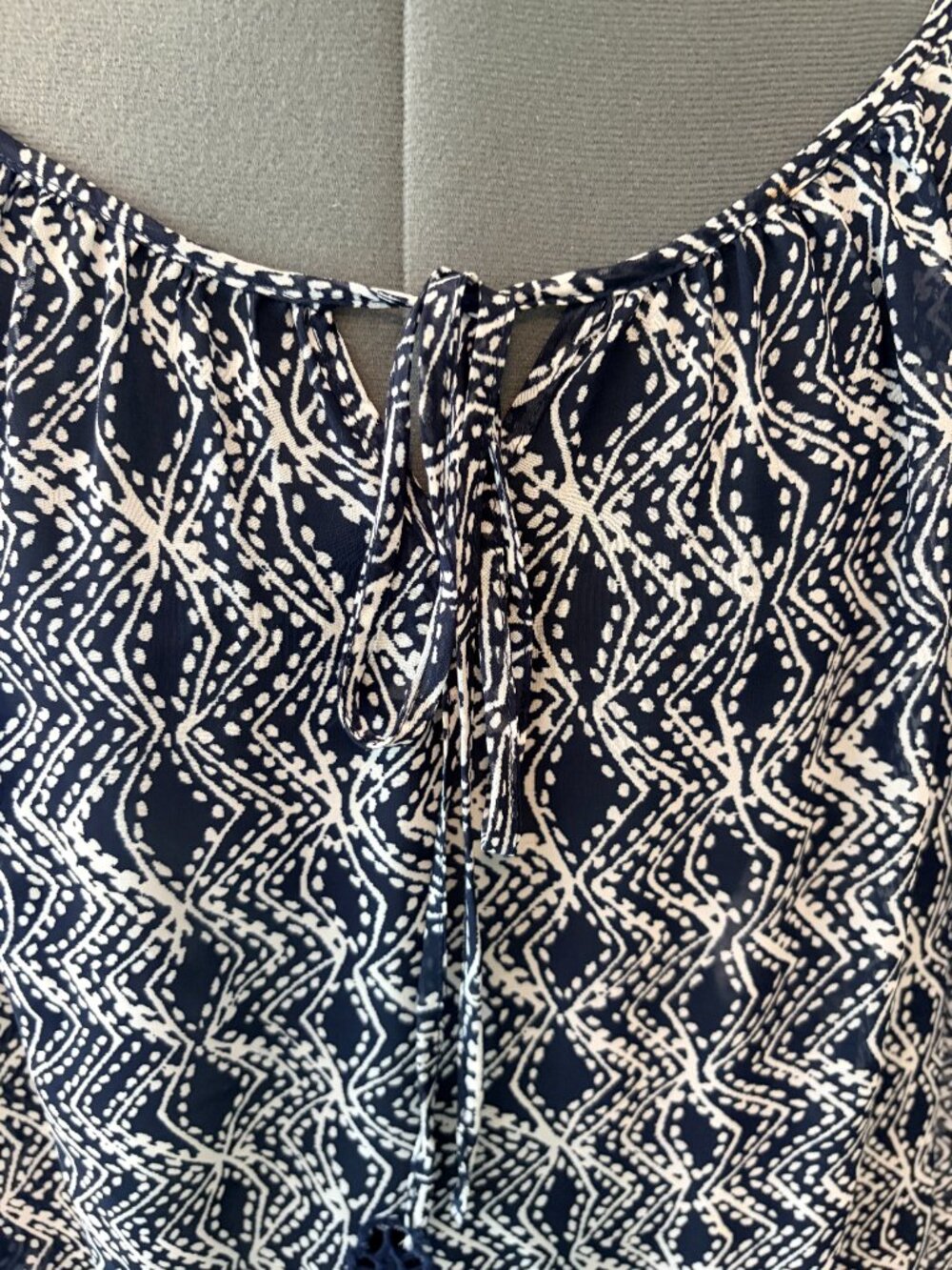 Sweet Journey Navy Boho Peasant Top L Crochet Hem Festival Coastal Top Vacation - Picture 3 of 13